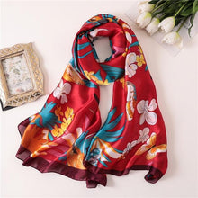 Load image into Gallery viewer, Fashion Print Women Scarf