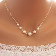 Load image into Gallery viewer, Simulated Pearl Necklace