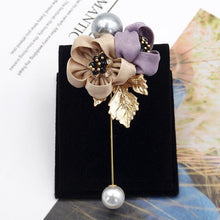 Load image into Gallery viewer, Ladies Cloth Pearl Fabric Brooch