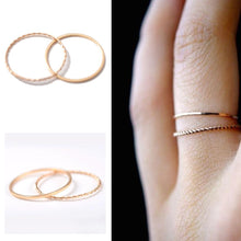 Load image into Gallery viewer, Women&#39;s Ring Gold Color